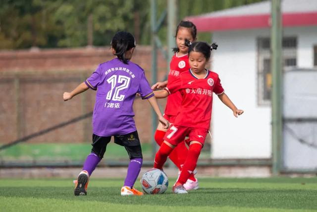 欧冠金靴赔率：哈兰德力压本泽马居首 梅西第5