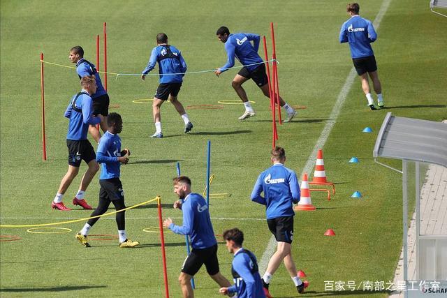 英格拉姆24分鹈鹕力克尼克斯 老鹰大胜爵士